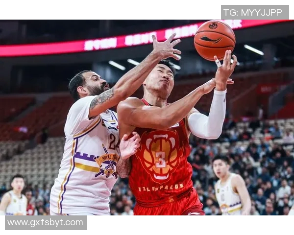 深入分析北京篮球队的节奏打法与战术特点探讨