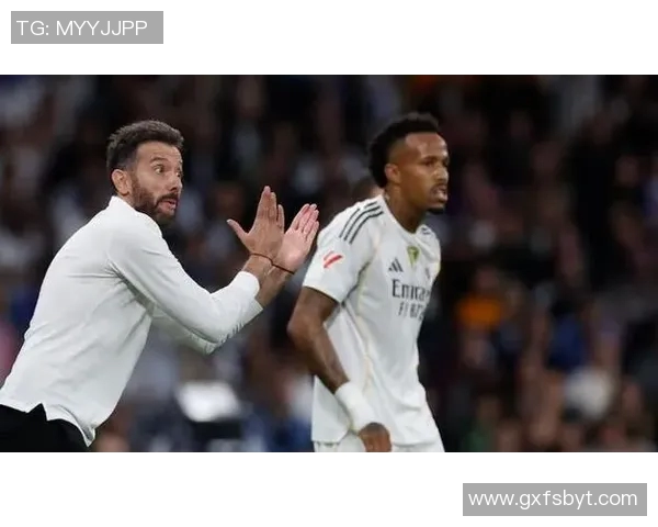 瓦伦西亚连续失利,主帅下课传闻再起,球迷呼吁留任